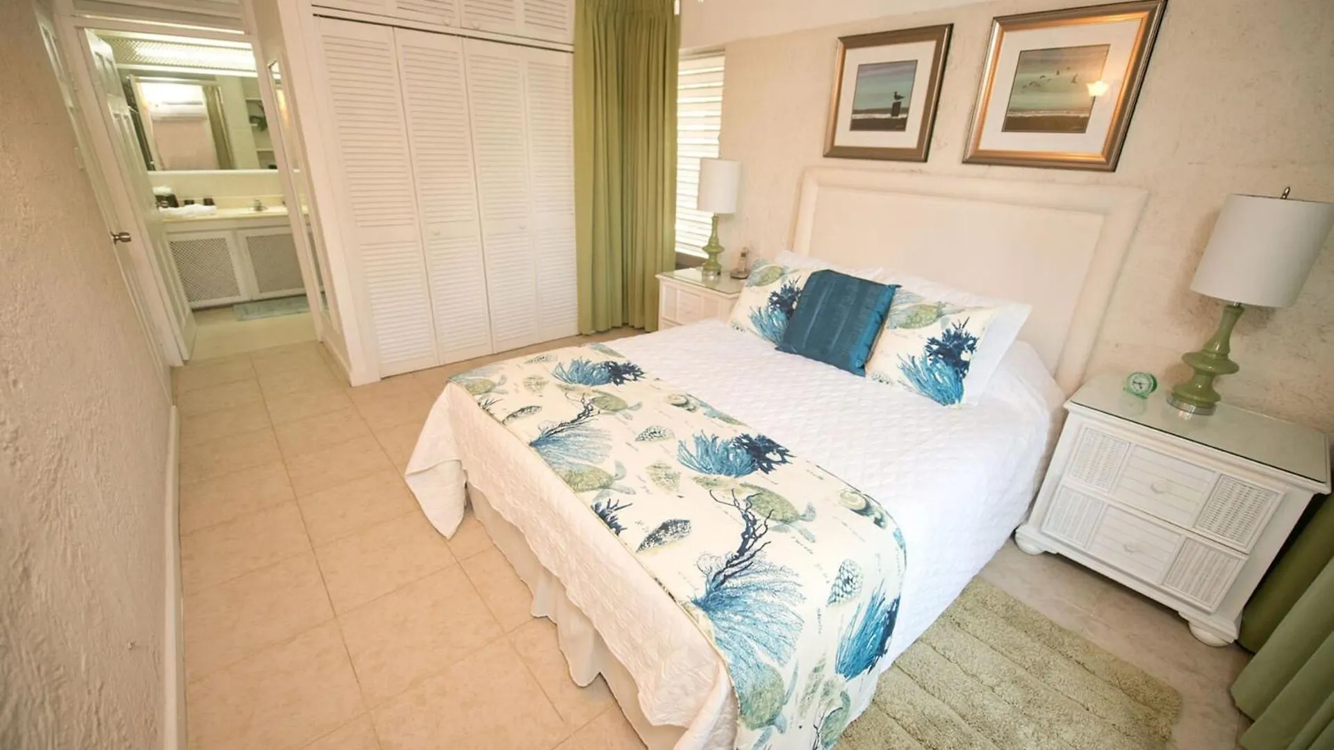 Ferienwohnung Bora Bora By Blue Sky Luxury Paynes Bay Barbados
