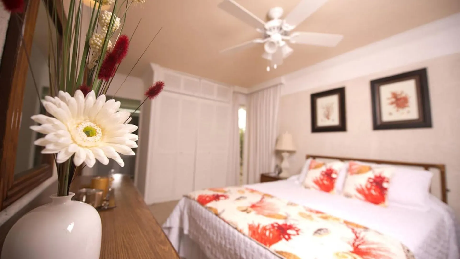 Ferienwohnung Bora Bora By Blue Sky Luxury Paynes Bay Barbados